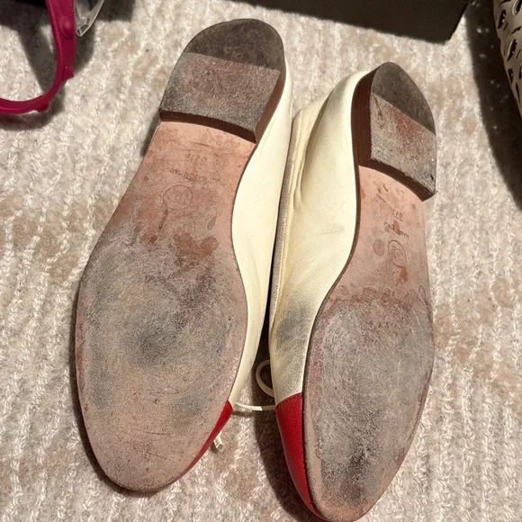 CHANEL Women's Cream and Red Loafers - Picture 3 of 5